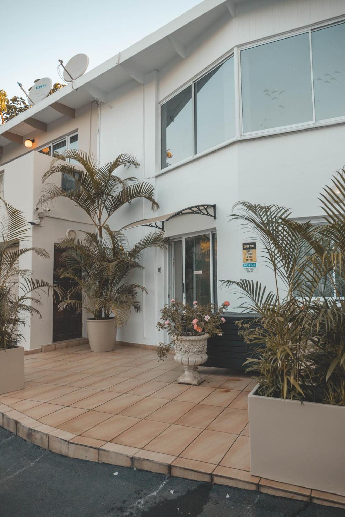 Beside Still Waters Boutique Hotel Durban Eksteriør billede